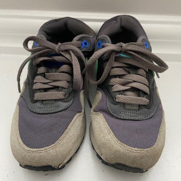 Nike Air Runners, Ladies 5/ Youth 3.5 - Picture 6 of 6